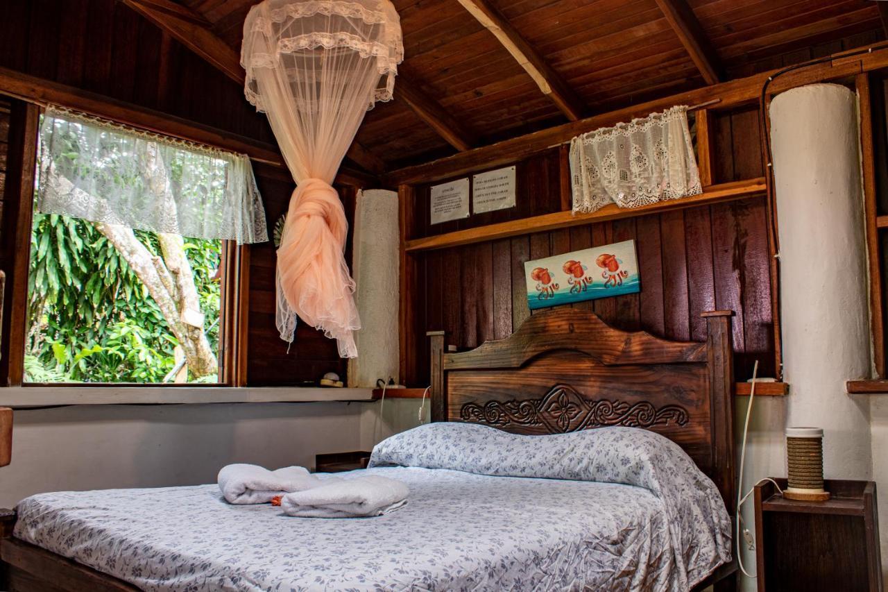 Chalet Y Cabinas Hibiscus Cahuita Eksteriør bilde